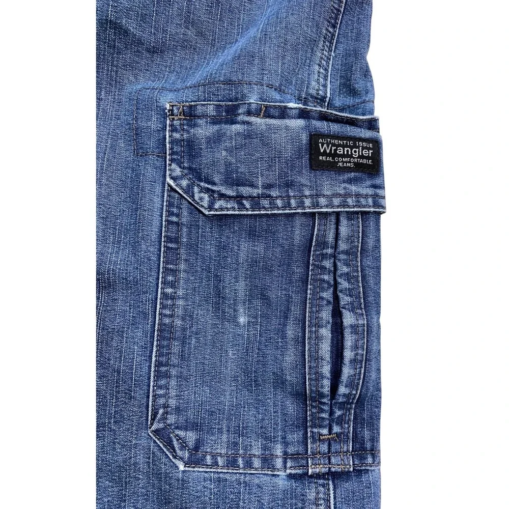 Wrangler Mens Denim Cargo Shorts Blue Relaxed Fit‎ Size 44